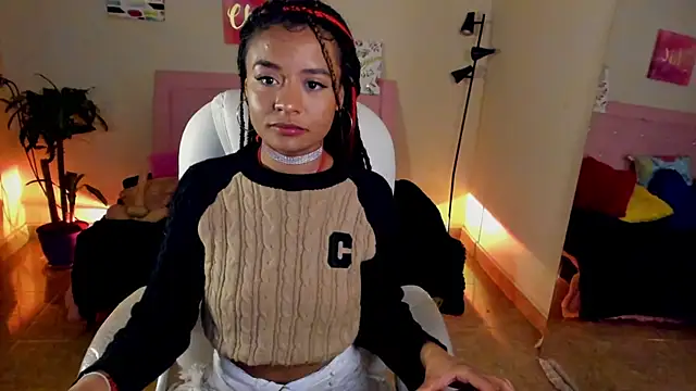 Snapshot of keyla_roberts777 chatting on December 8, 1:47 pm keyla roberts777 online show from December 8, 1:47 pm