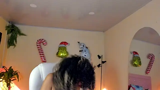 Snapshot of keyla_roberts777 chatting on December 28, 4:51 am keyla roberts777 online show from December 28, 4:51 am