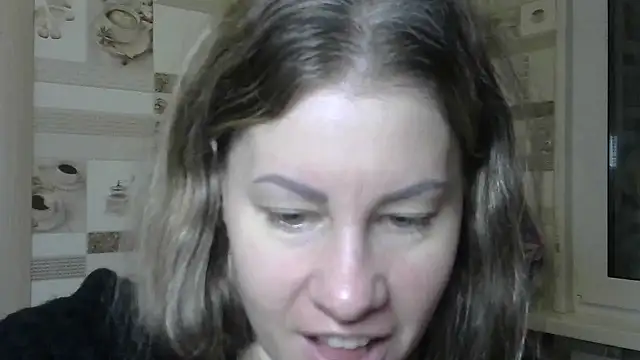 Snapshot of TherestlessKitty chatting on December 12, 10:09 pm TherestlessKitty online show from December 12, 10:09 pm