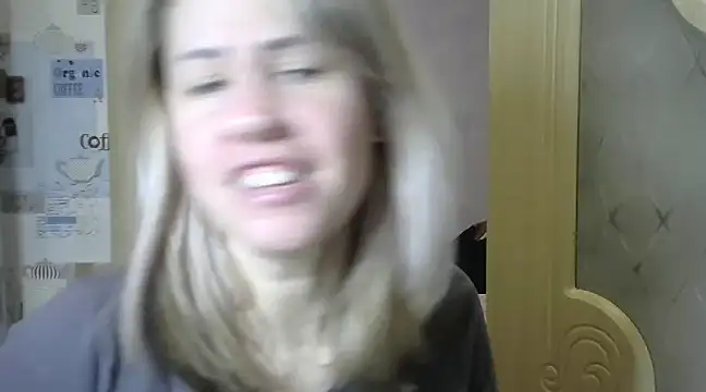 Snapshot of TherestlessKitty chatting on January 14, 9:35 am TherestlessKitty online show from January 14, 9:35 am