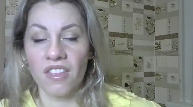 Snapshot of TherestlessKitty chatting on January 25, 7:06 am TherestlessKitty online show from January 25, 7:06 am