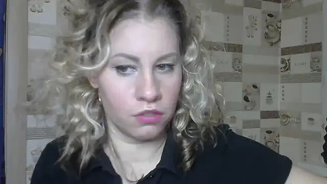 Snapshot of TherestlessKitty chatting on March 4, 5:53 am TherestlessKitty online show from March 4, 5:53 am