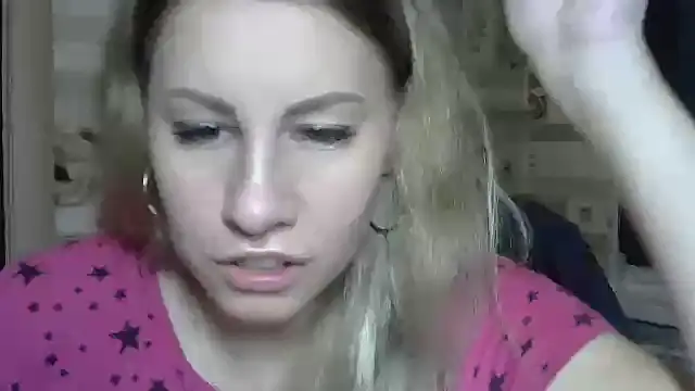 Snapshot of TherestlessKitty chatting on October 10, 6:56 am TherestlessKitty online show from October 10, 6:56 am