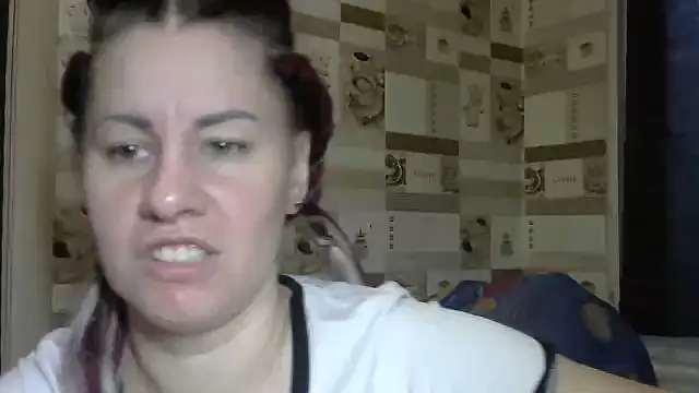 Snapshot of TherestlessKitty chatting on October 18, 6:05 am TherestlessKitty online show from October 18, 6:05 am