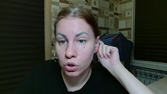 Snapshot of TherestlessKitty chatting on July 12, 10:12 pm TherestlessKitty online show from July 12, 10:12 pm