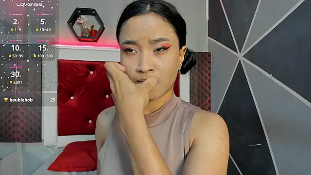 Snapshot of Karoll014 chatting on February 6, 12:05 pm Karoll014 online show from February 6, 12:05 pm