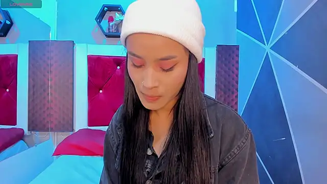 Snapshot of Karoll014 chatting on September 12, 11:21 am Karoll014 online show from September 12, 11:21 am