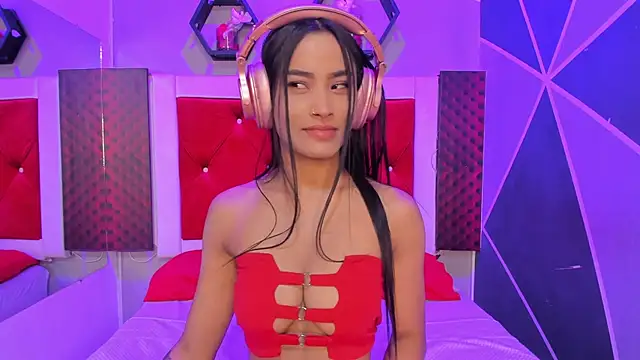 Snapshot of Karoll014 chatting on October 6, 11:51 am Karoll014 online show from October 6, 11:51 am