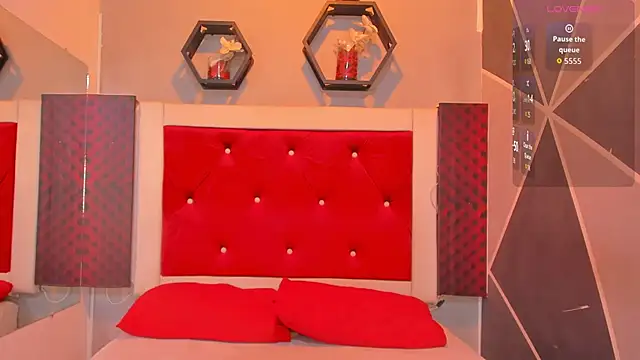 Snapshot of Karoll014 chatting on October 21, 12:17 pm Karoll014 online show from October 21, 12:17 pm