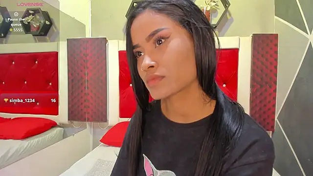 Snapshot of Karoll014 chatting on November 27, 11:45 am Karoll014 online show from November 27, 11:45 am