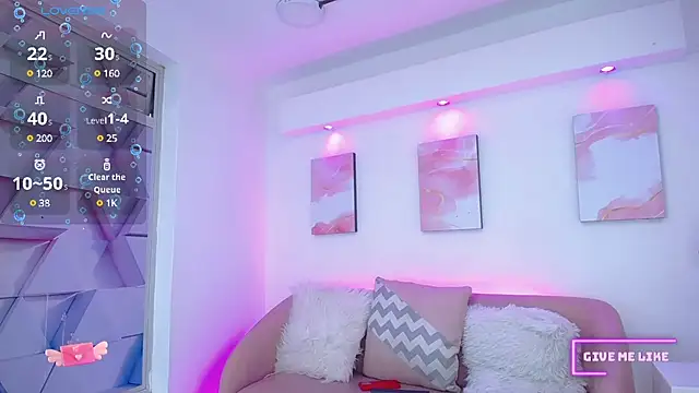 Tayzon Foxxx online show from February 3, 1:30 pm