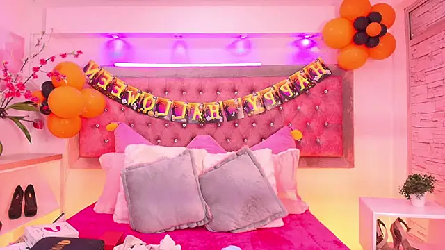 Tayzon Foxxx online show from October 9, 12:47 pm