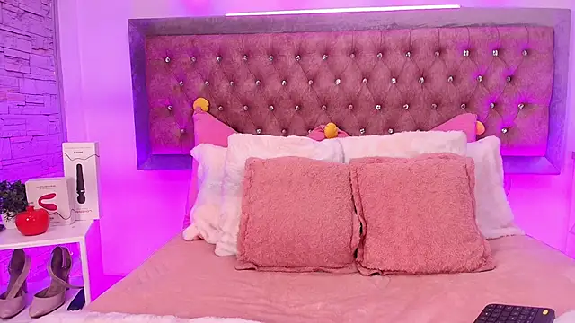 Tayzon Foxxx online show from November 4, 12:48 pm