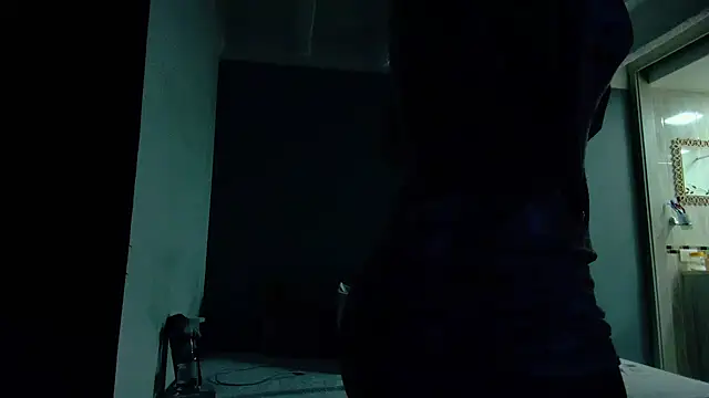 LauraEvanns online show from January 7, 11:35 pm