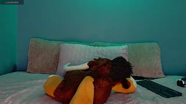 LauraEvanns online show from October 1, 7:03 am