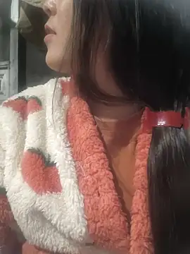 Sweetlove 77 online show from March 9, 12:20 pm