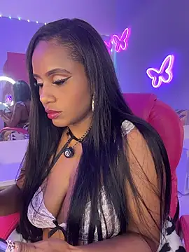 AlisonHoot69 online show from April 21, 2:37 am