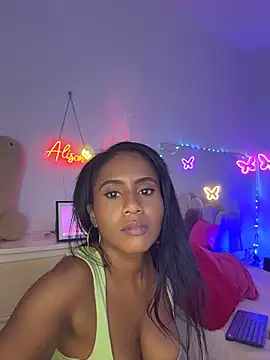 Snapshot of AlisonHoot69 chatting on July 22, 10:45 pm AlisonHoot69 online show from July 22, 10:45 pm