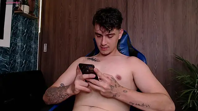 colby scott online show from April 16, 9:39 pm