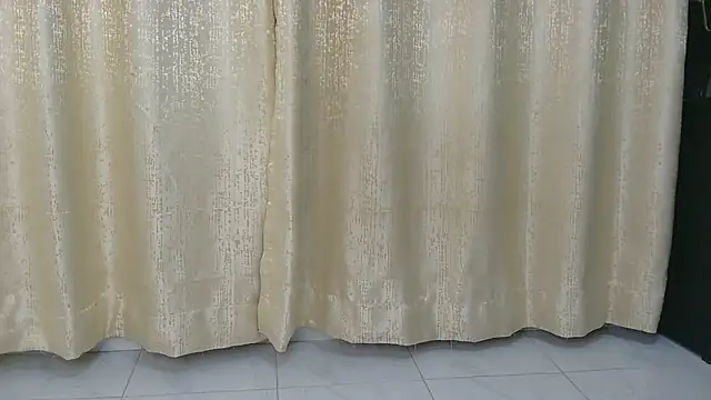 jeyberrie online show from July 6, 7:49 pm