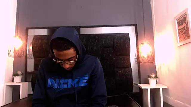 Jose Smoke online show from March 14, 1:48 am