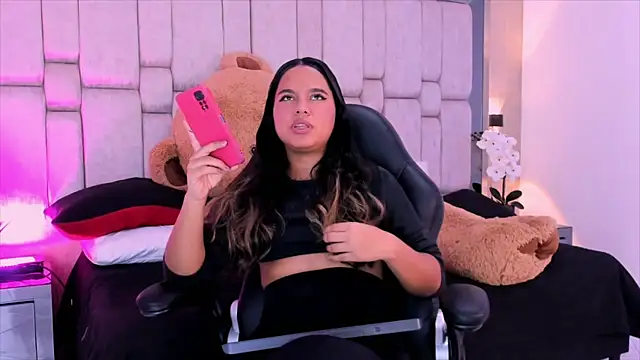 Marilyn-Cooper online show from December 12, 3:54 am