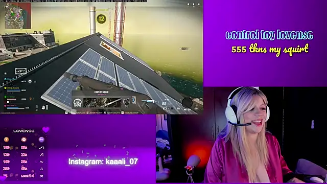 Snapshot of Irinaa_Scarlett chatting on January 19, 6:42 am Irinaa Scarlett online show from January 19, 6:42 am