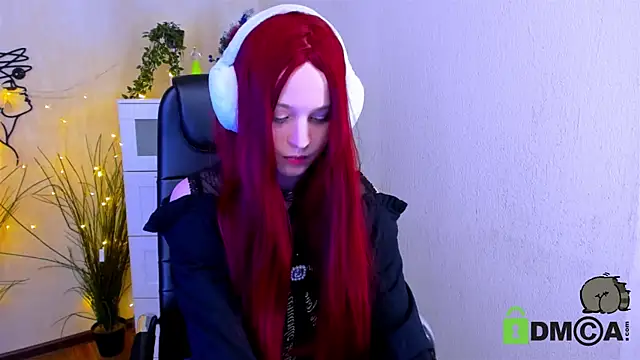 Alina Mills online show from December 23, 7:52 pm