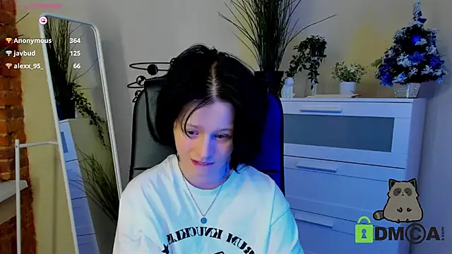 Alina Mills online show from January 12, 5:11 pm