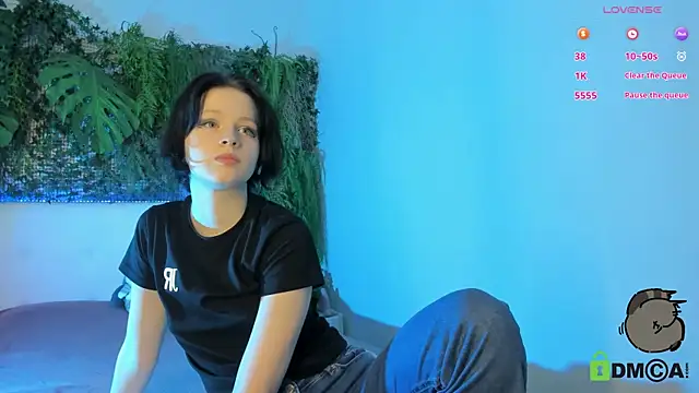 Alina Mills online show from January 24, 3:13 pm