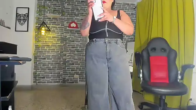 iam samy  online show from February 7, 6:13 pm