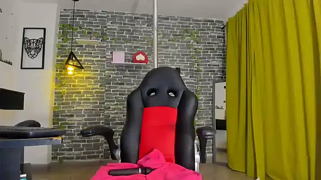 iam samy  online show from March 10, 11:32 am