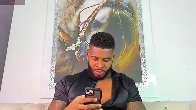 Snapshot of Makonneen chatting on January 16, 2:37 am Makonneen online show from January 16, 2:37 am