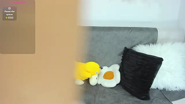 AprilDubois online show from March 3, 2:59 pm