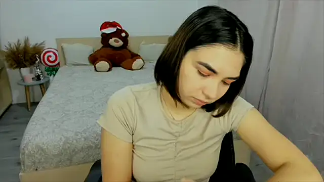 Alexa Dolly12 online show from December 17, 6:24 am