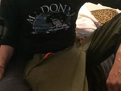 bravo23toro online show from February 26, 7:40 am