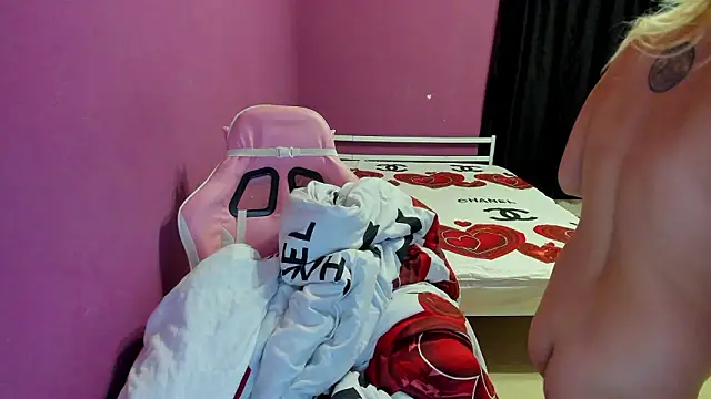 Lika8234 online show from March 12, 9:10 pm