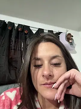 Alice milf  online show from March 22, 11:13 am