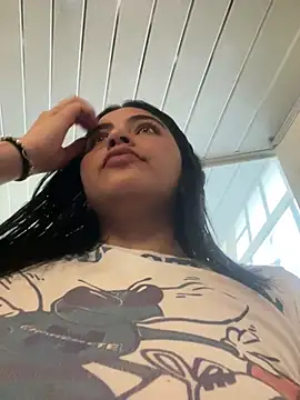 Snapshot of _luna_torres chatting on June 22, 12:13 pm luna torres online show from June 22, 12:13 pm