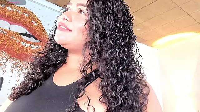 Snapshot of loly_marce chatting on January 18, 9:24 pm loly marce online show from January 18, 9:24 pm