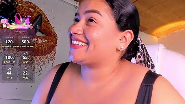 Snapshot of loly_marce chatting on February 27, 12:32 am loly marce online show from February 27, 12:32 am