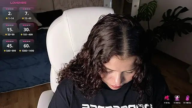 Snapshot of loly_marce chatting on November 11, 9:26 pm loly marce online show from November 11, 9:26 pm