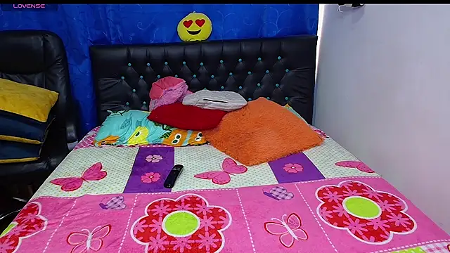Snapshot of Melikasweetz chatting on May 25, 5:41 pm Melikasweetz online show from May 25, 5:41 pm