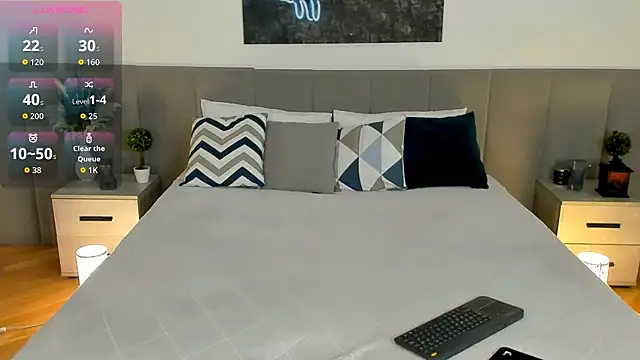 Snapshot of MiaBecky chatting on November 11, 5:29 am MiaBecky online show from November 11, 5:29 am