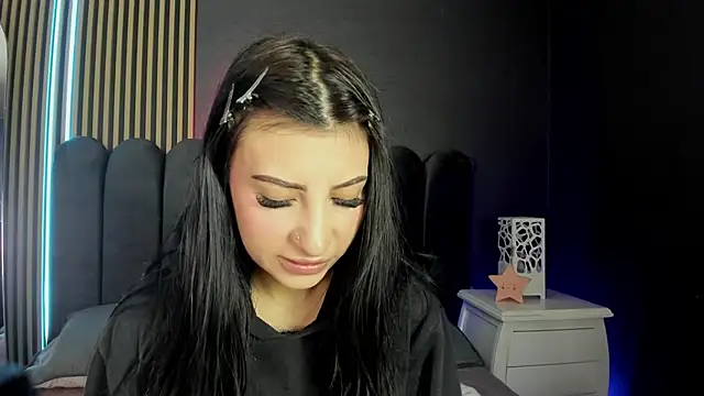 Snapshot of Nicolette_ks_ chatting on May 30, 4:53 am Nicolette ks online show from May 30, 4:53 am