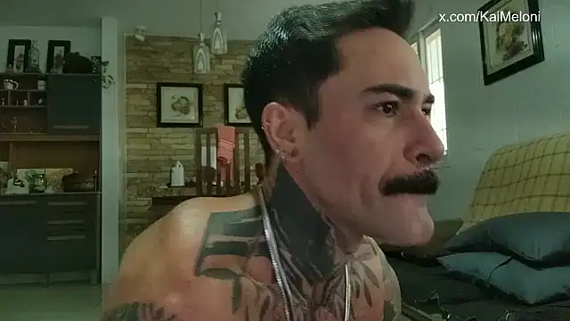 Snapshot of kairos_xxx chatting on November 7, 12:27 pm kairos xxx online show from November 7, 12:27 pm