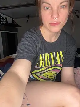 Snapshot of wildefaye chatting on December 15, 10:03 pm wildefaye online show from December 15, 10:03 pm