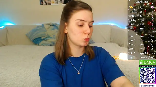 Snapshot of MurrrWorren chatting on January 19, 7:37 pm MurrrWorren online show from January 19, 7:37 pm