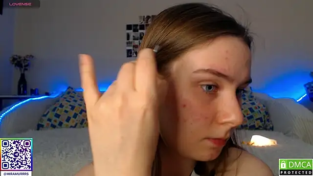 Snapshot of MurrrWorren chatting on February 14, 11:42 pm MurrrWorren online show from February 14, 11:42 pm