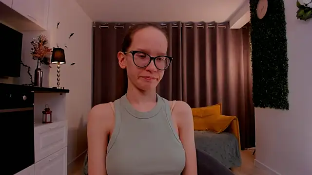 BettyBrowni online show from March 3, 1:21 am